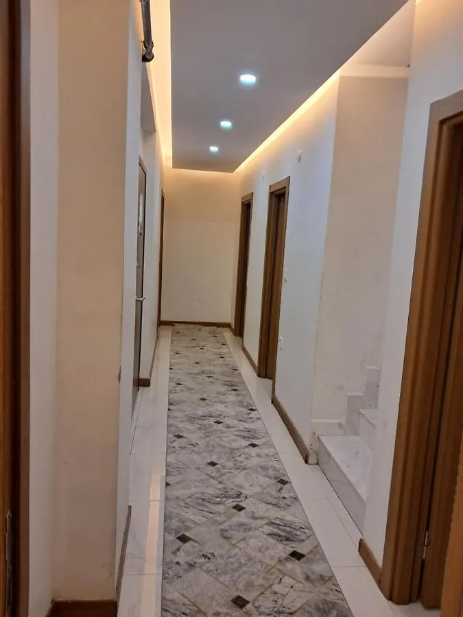 4,E Aksemsettin Mh Sari Abdullah Efendi Sk 11 N 1,2,3 Apartment Istanbul 0*,